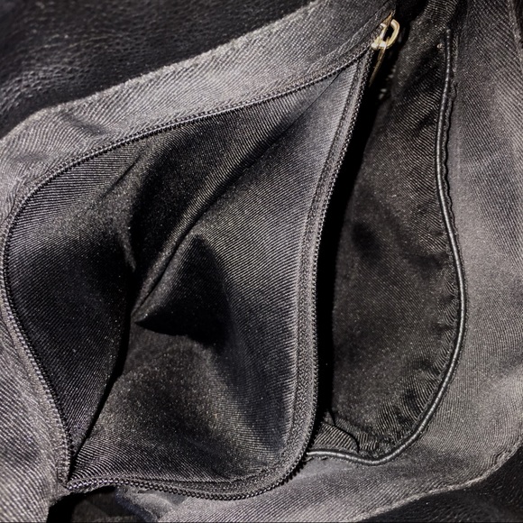 Black Vegan CrossHatch Purse. π€ - Picture 7 of 8